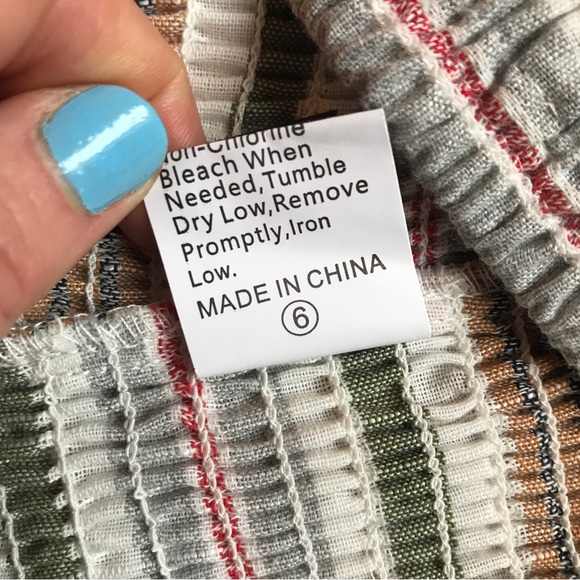 Shein Multi-Colored Curve Ruffle Cinch Crop Top, EUC, 3XL - Picture 11 of 11